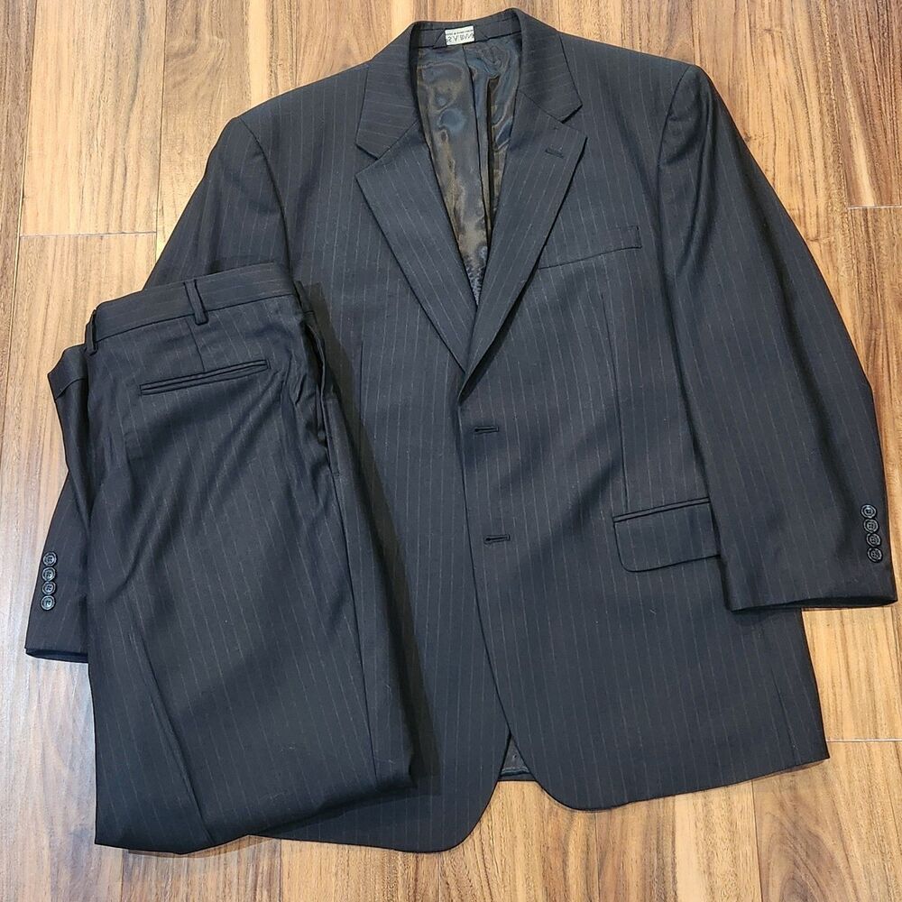 Jos A Bank Mens Charcoal Pinstripe Wool Suit Jacket 46R Pants 41R 2-Piece